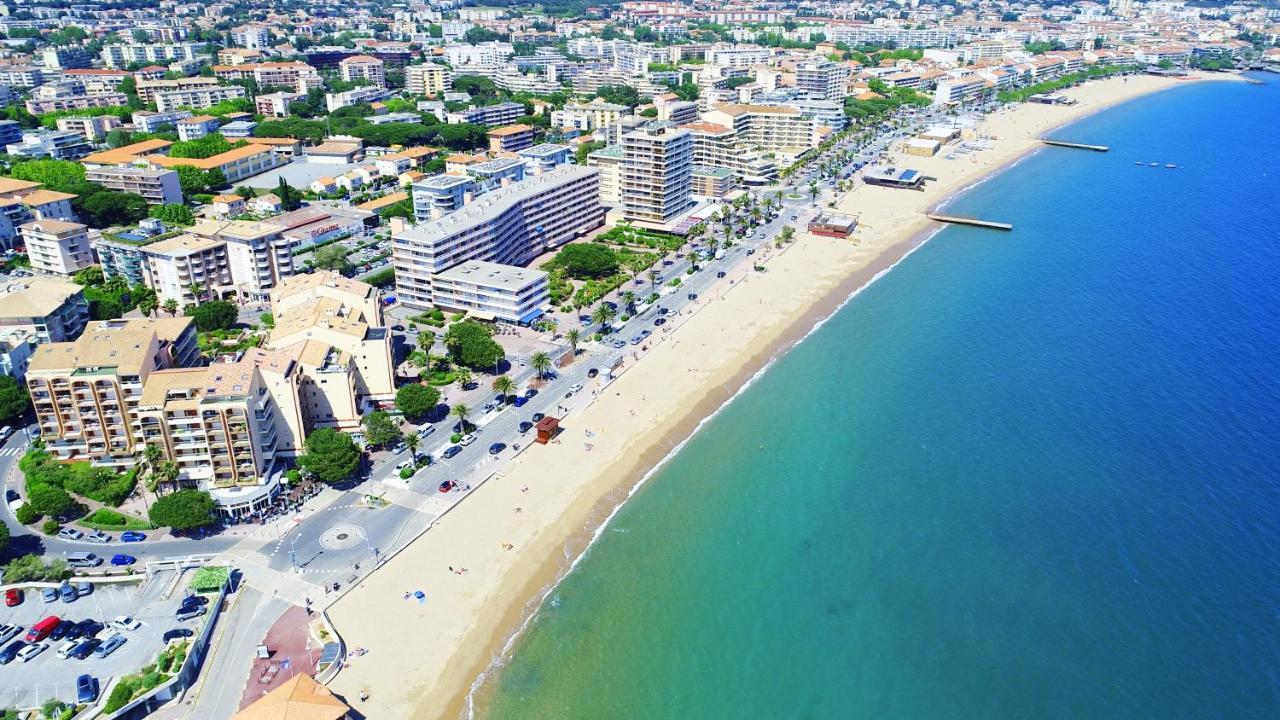 Coeur De Frejus, L'Amphitheatre, Appartement 3 Pieces Climatise, Terrasse, Barbecue, Piscine & Parking Luaran gambar