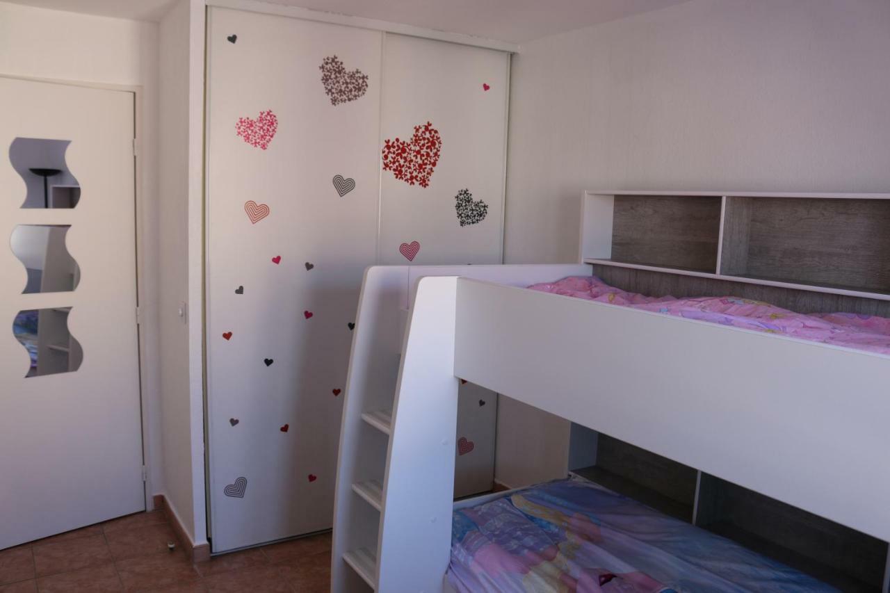 Coeur De Frejus, L'Amphitheatre, Appartement 3 Pieces Climatise, Terrasse, Barbecue, Piscine & Parking Luaran gambar